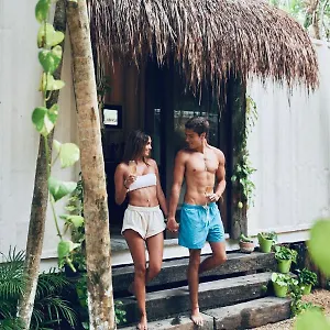 Pal Mar Glamtainer Hotel Tulum