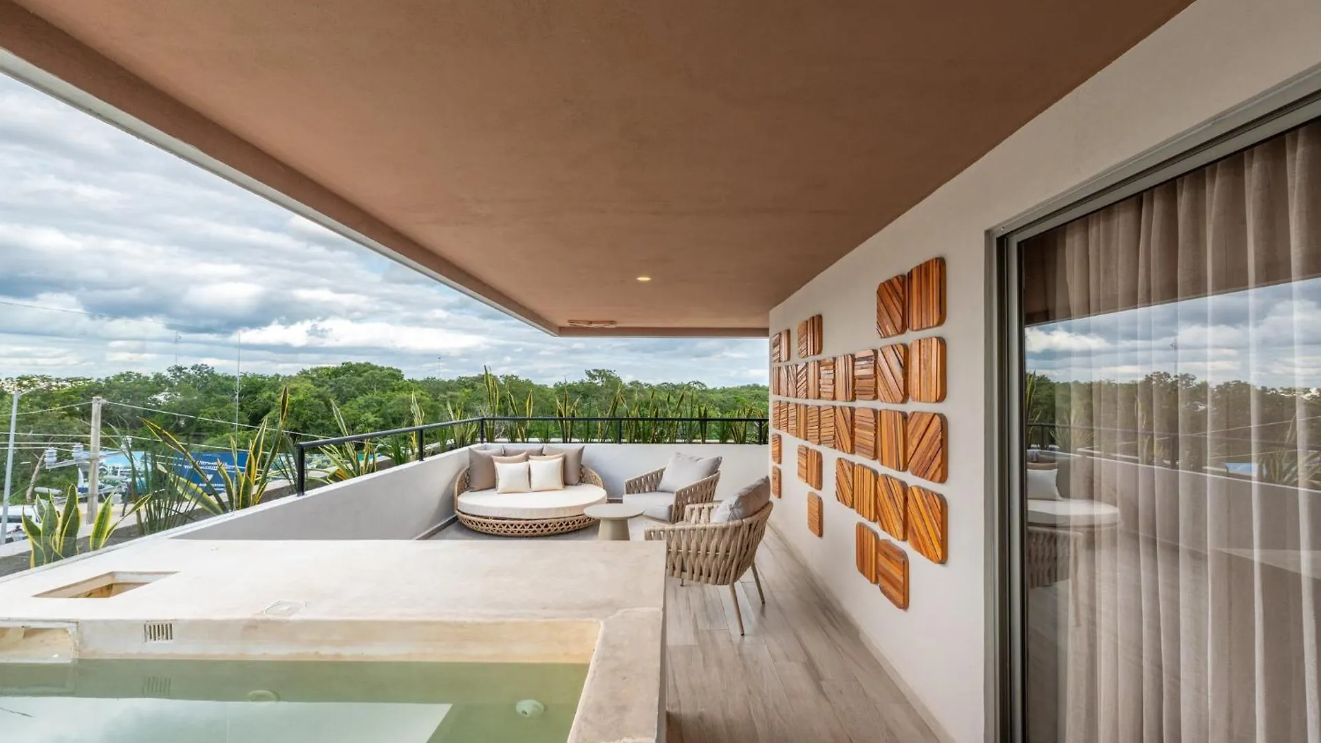 Holiday Inn Tulum By Ihg Hotel