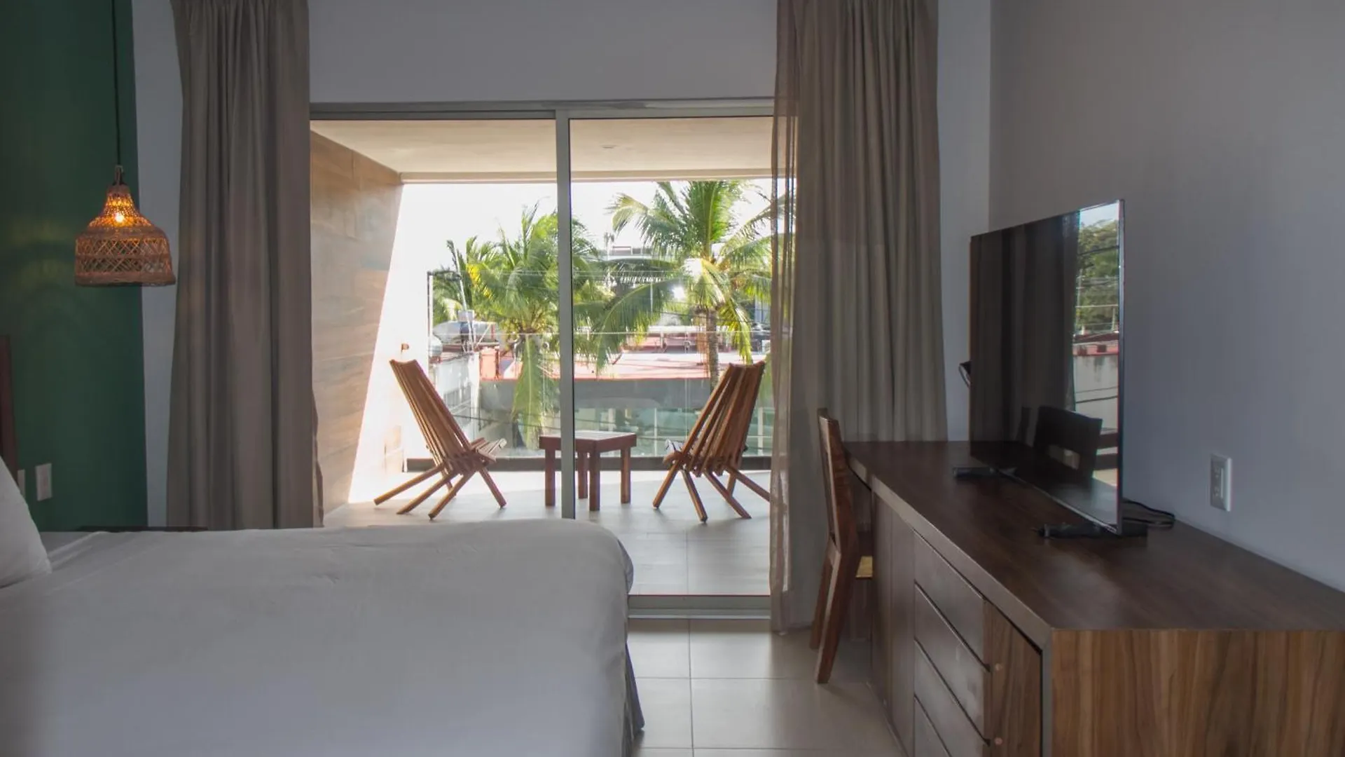 Holiday Inn Tulum By Ihg 4*,